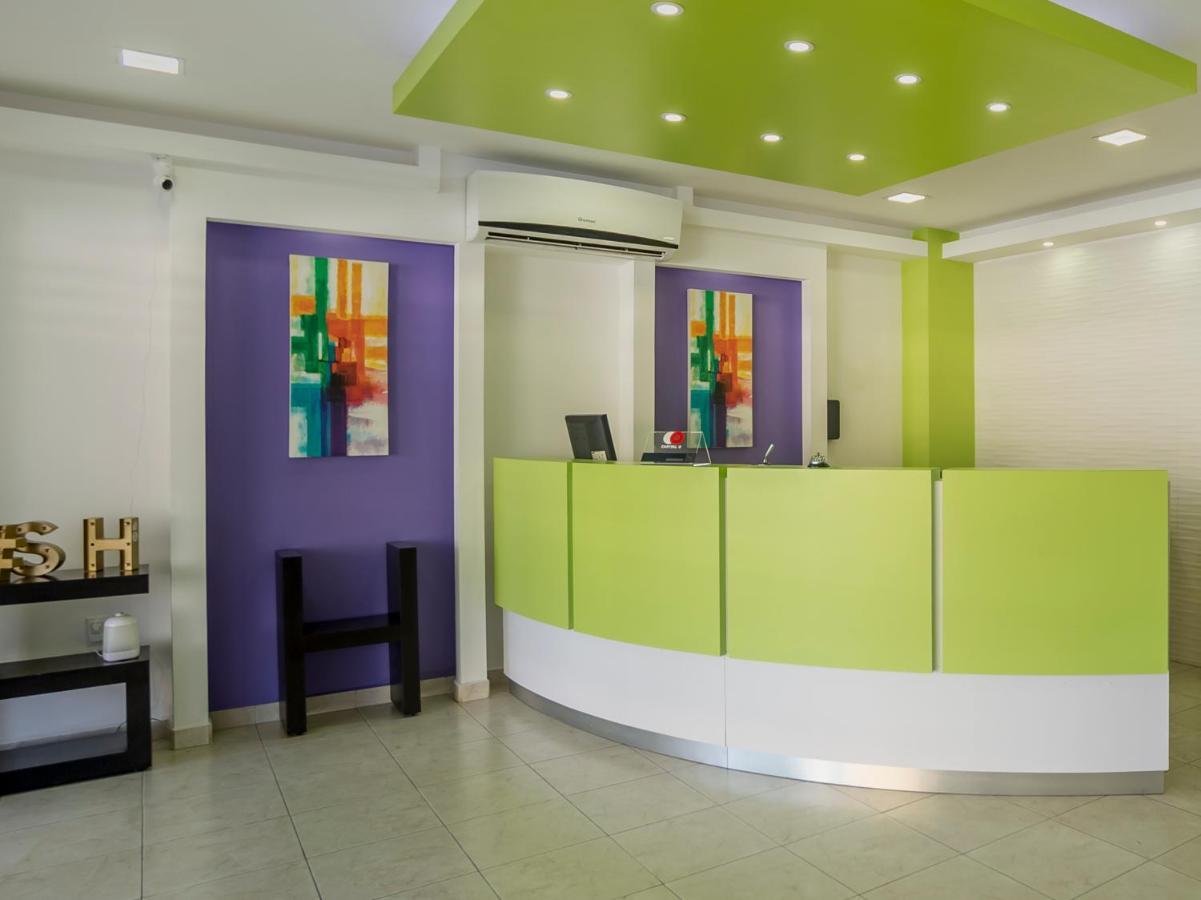 Smart Hotel Monterrey Extérieur photo